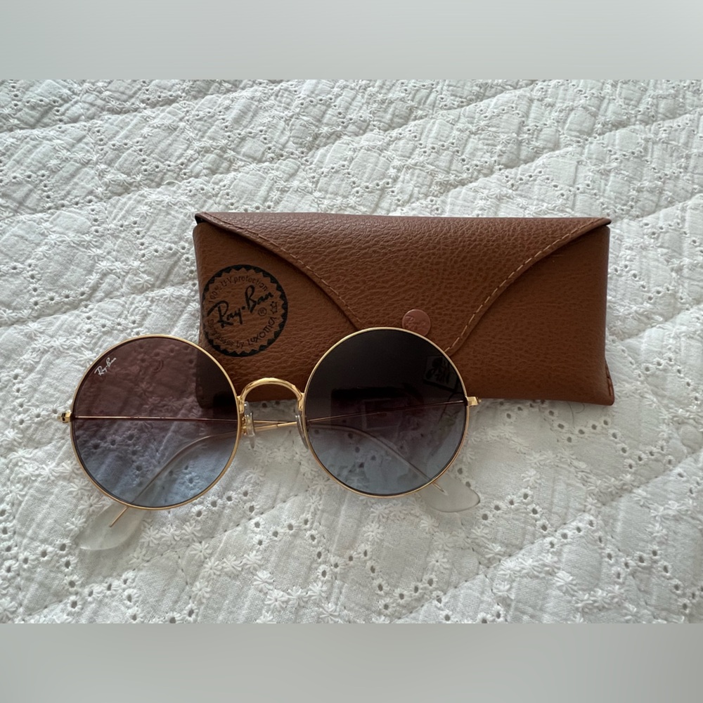 RAY BANS